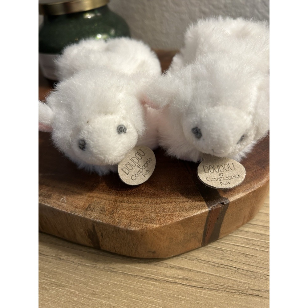 Dou Dou Compagnie Paris Montout Petit Agneau Fuzzy Baby Shoes 0-3 Little Lambs